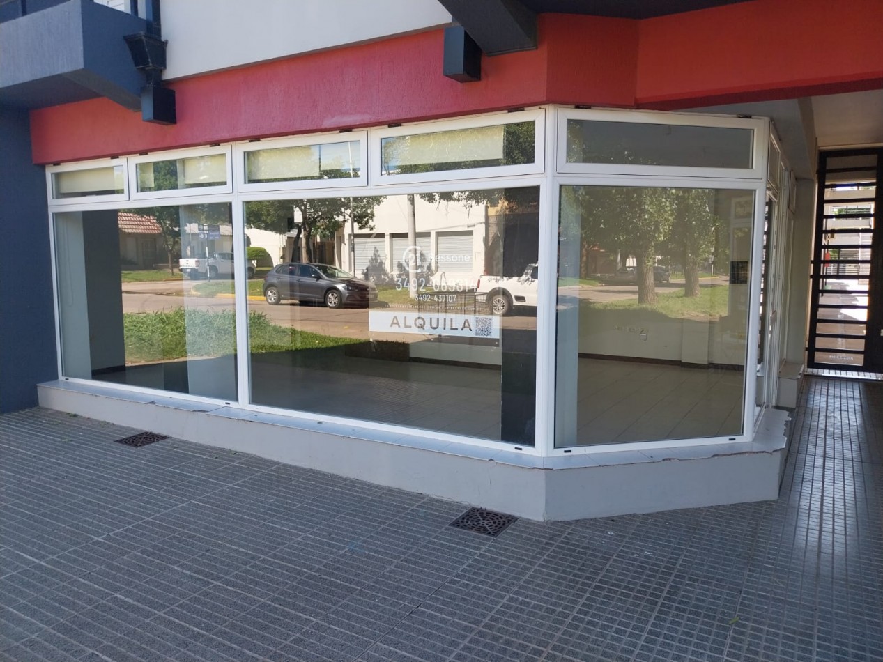 SE ALQUILA LOCAL COMERCIAL SOBRE AV. SACRIPANTI