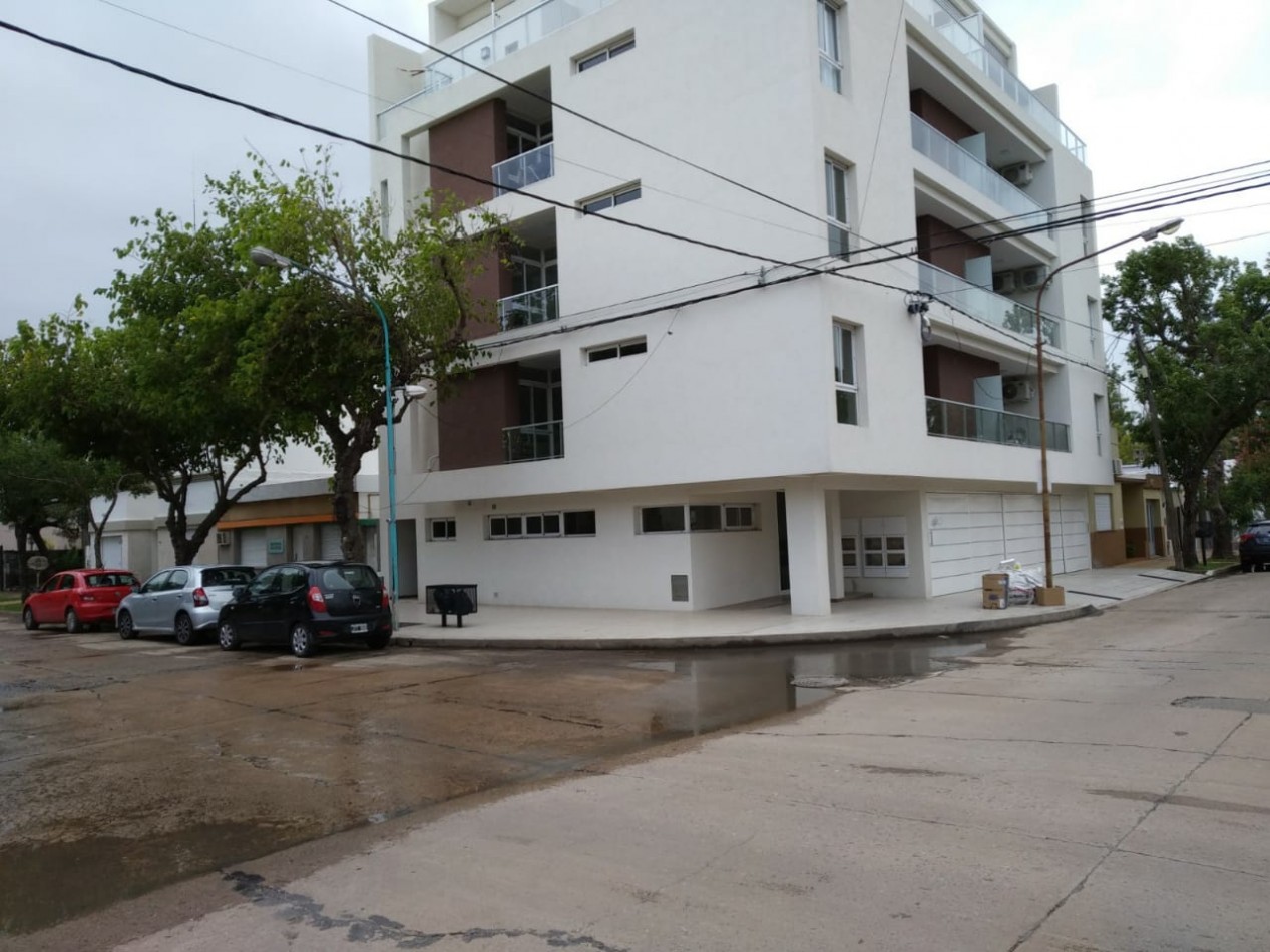 SE ALQUILA MONOAMBIENTE EN B° ALBERDI