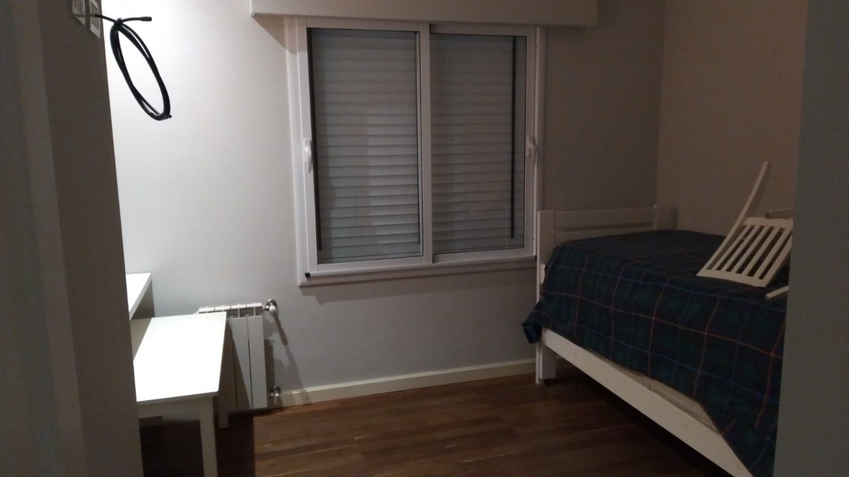 SE ALQUILA EXCELENTE CASA DE 3 DORMITORIOS EN BARRIO PIZZURNO