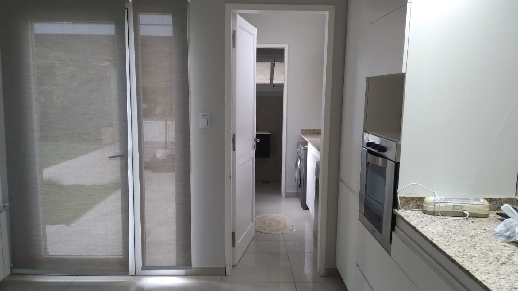SE ALQUILA EXCELENTE CASA DE 3 DORMITORIOS EN BARRIO PIZZURNO