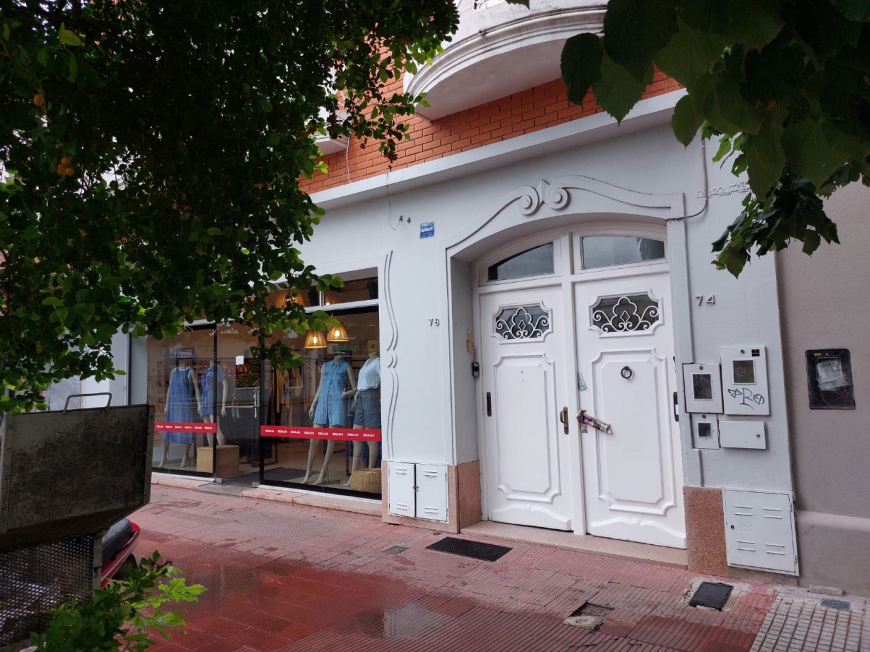 SE ALQUILA CASA CENTRICA EN RAFAELA