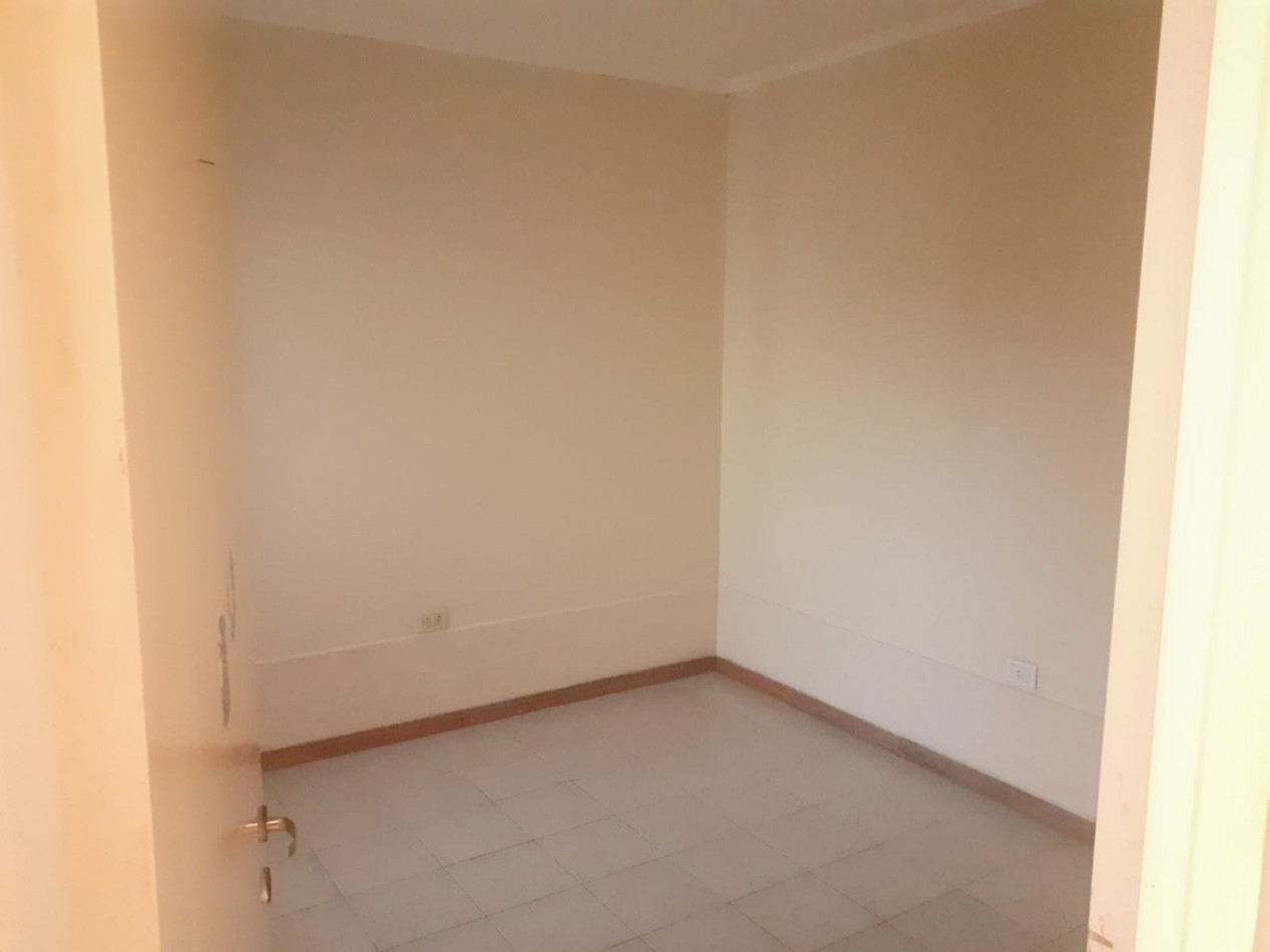 SE ALQUILA CASA EN BARRIO BELGRANO