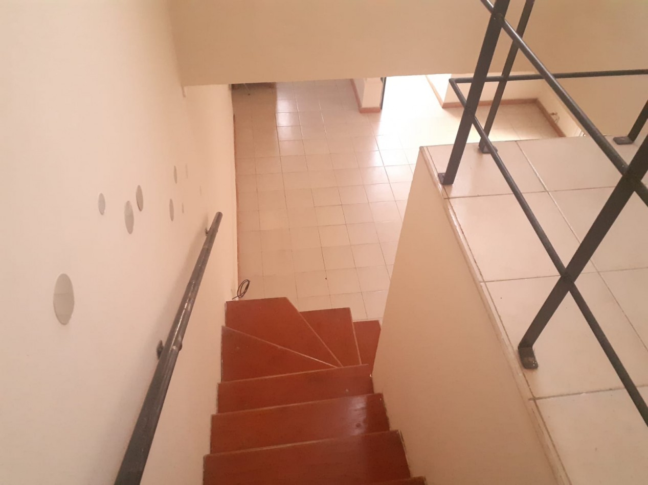 SE ALQUILA CASA EN BARRIO BELGRANO