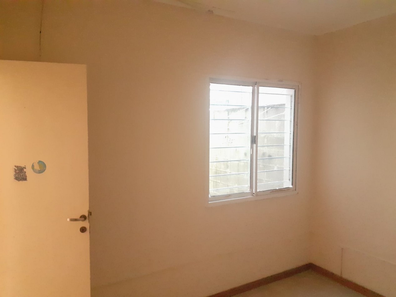SE ALQUILA CASA EN BARRIO BELGRANO
