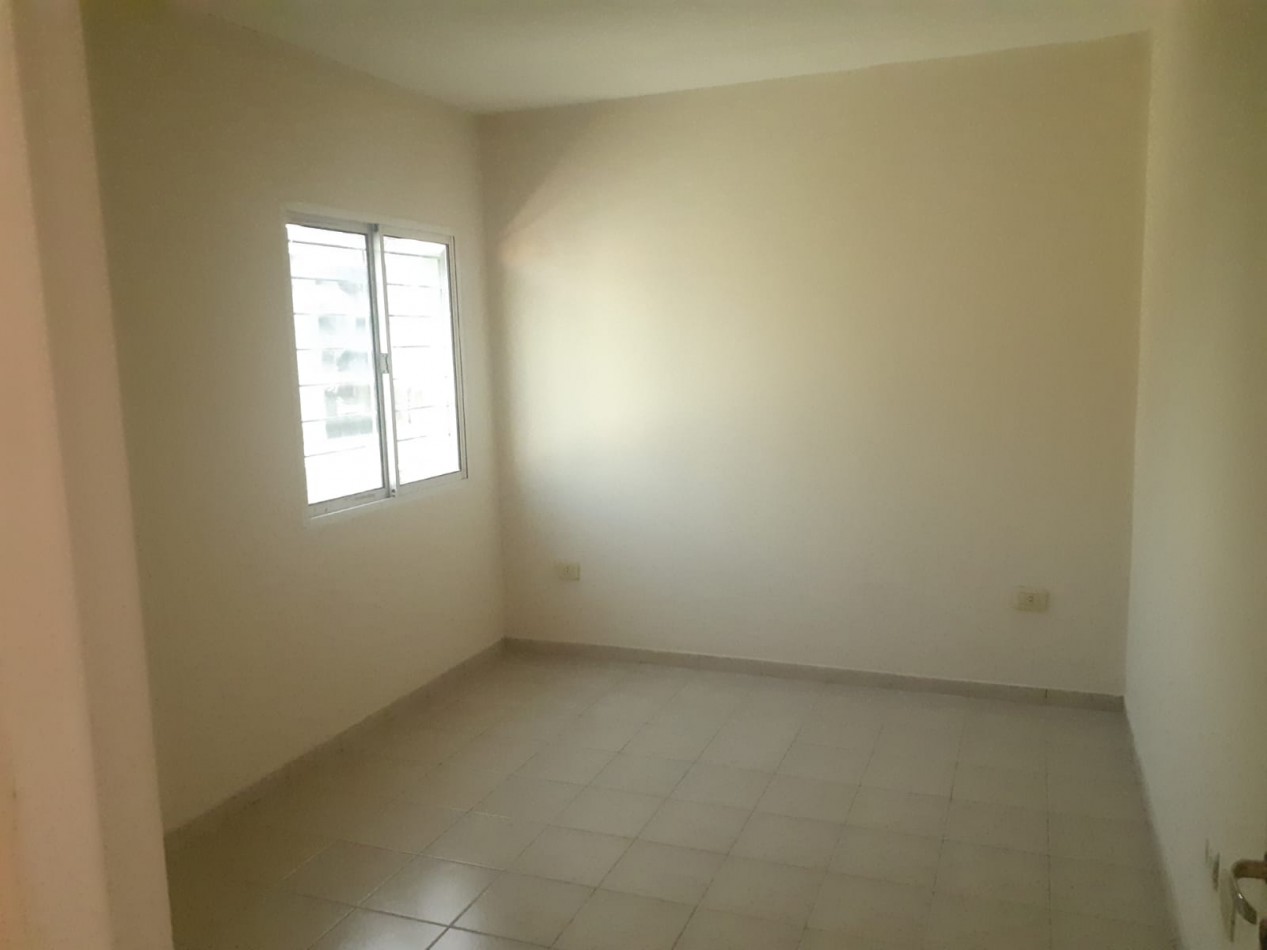 SE ALQUILA CASA EN BARRIO BELGRANO