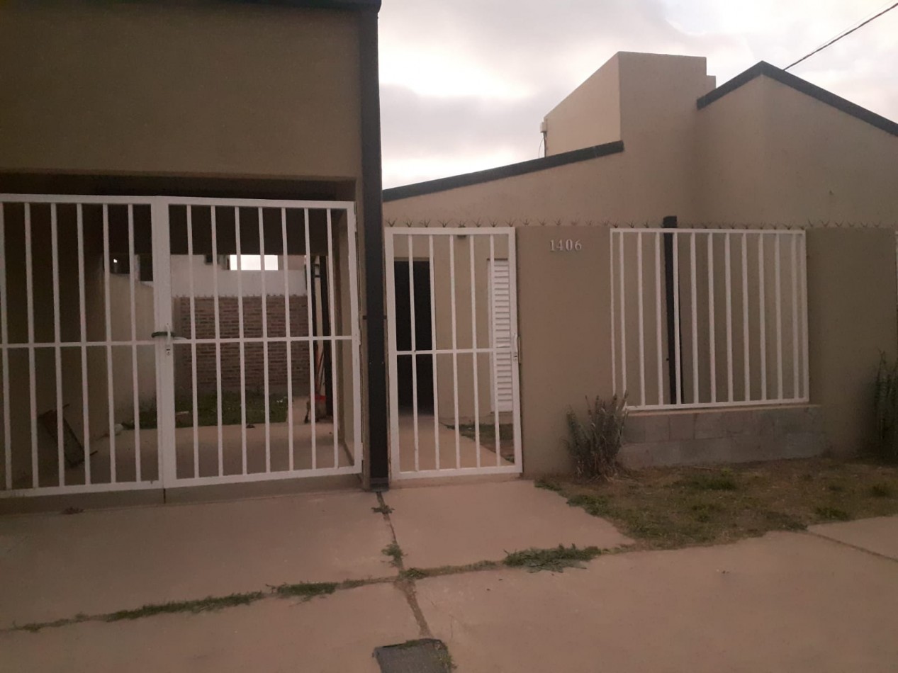 SE ALQUILA CASA EN BARRIO LA CAÑADA