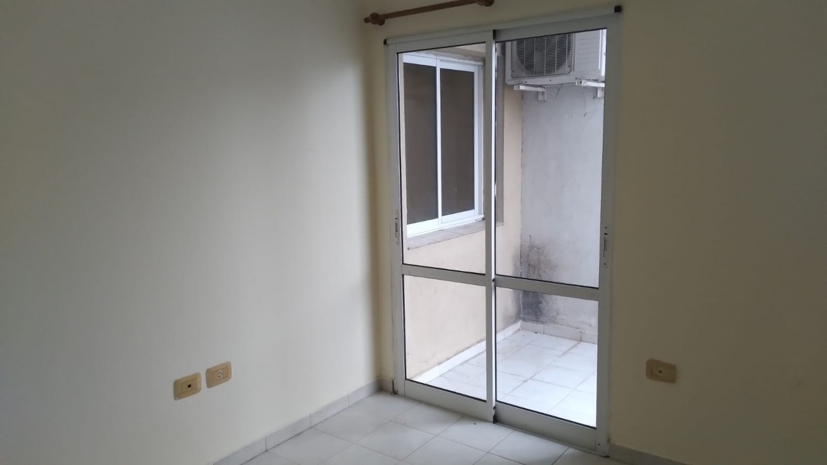 SE ALQUILA DPTO 2 DORM CENTRICO