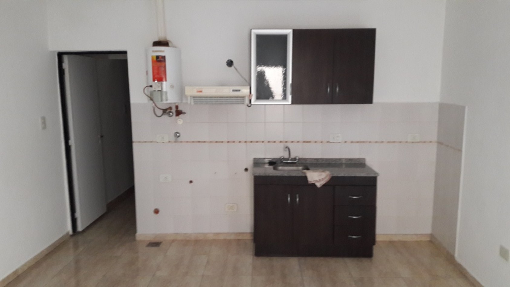 SE ALQUILA DPTO 2 DORM CON COCHERA 