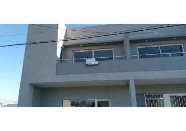 SE ALQUILA MUY LINDO DPTO EN PLANTA ALTA