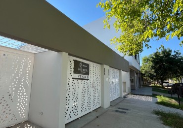 SE ALQUILA DPTO CON ENTRADA PARA AUTO