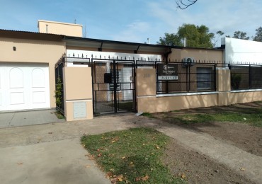 SE ALQUILA AMPLIA CASA EN BARRIO EL BOSQUE