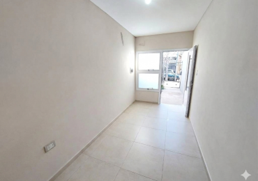 SE ALQUILA CASA 2 DORM EN ZONA SUR